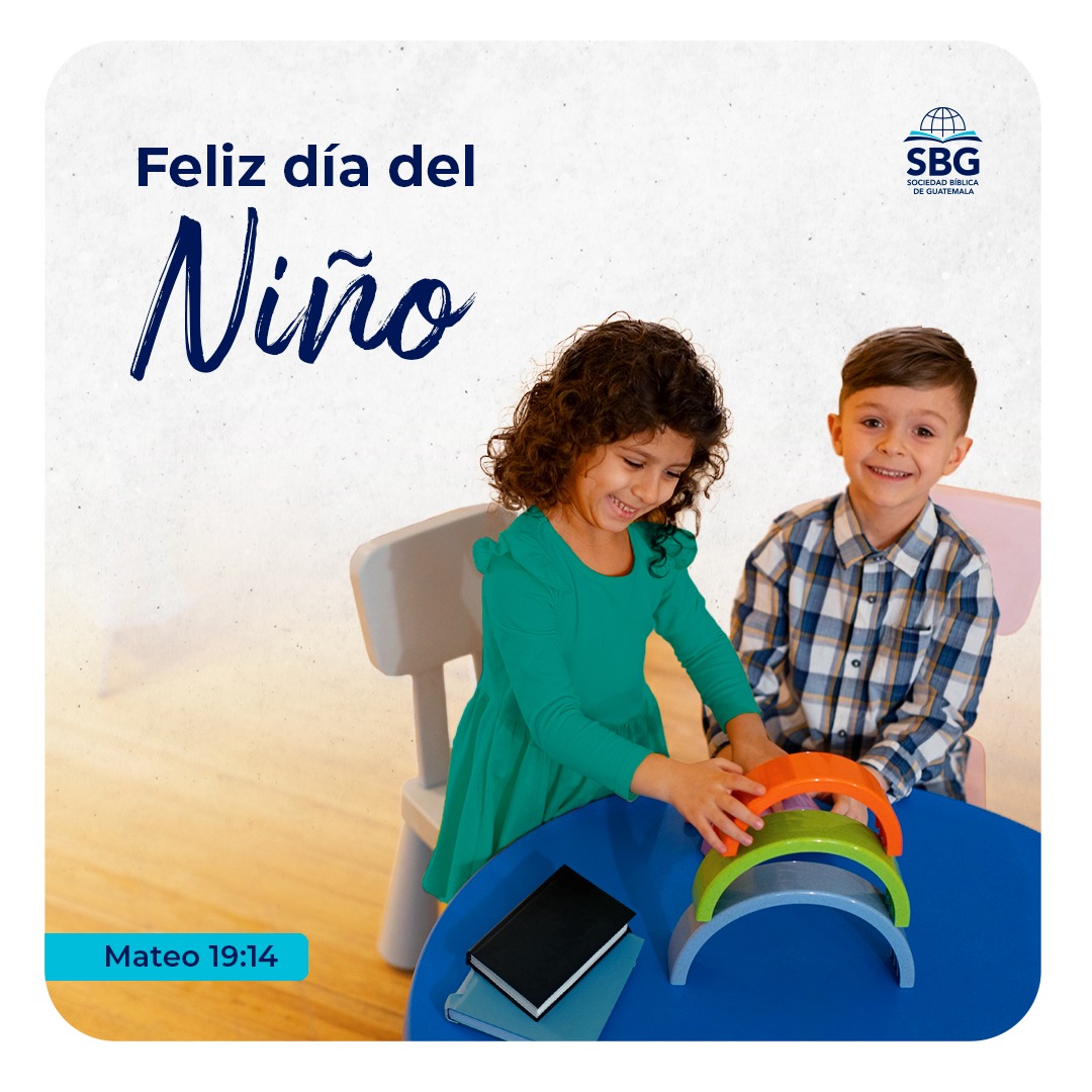 📖 Entonces Jesús dijo: «Dejen que los niños se acerquen a mí. No se lo impidan, porque el reino de los cielos es de los que son como ellos.» Mateo 19:14

¡Hoy celebramos a los niños! 🥳 Oramos a Dios por los niños de Guatemala, para que resguarde sus corazones y mentes en santidad y puedan disfrutar de una infancia sana en cuerpo y espíritu. 

#SBG #SociedadBiblica #Niños #Guatemala #Guate #GT #FelizDia #Infantil